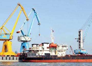 Policy Gaps Undercut Iran’s Commerce With Northern Neighbors