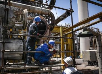 Oil Minister: Damaged Energy Capacity to Be Restored in Two Stages