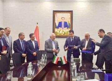 Mashhad, Dushanbe Chambers Sign Trade Co-op Pact During Khorasan Razavi Delegation Visit to Tajikistan